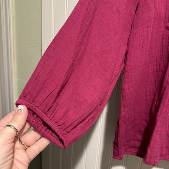 Old Navy Split Neck Blouse Boysenberry Pink NEW Size XL - Picture 2 of 6